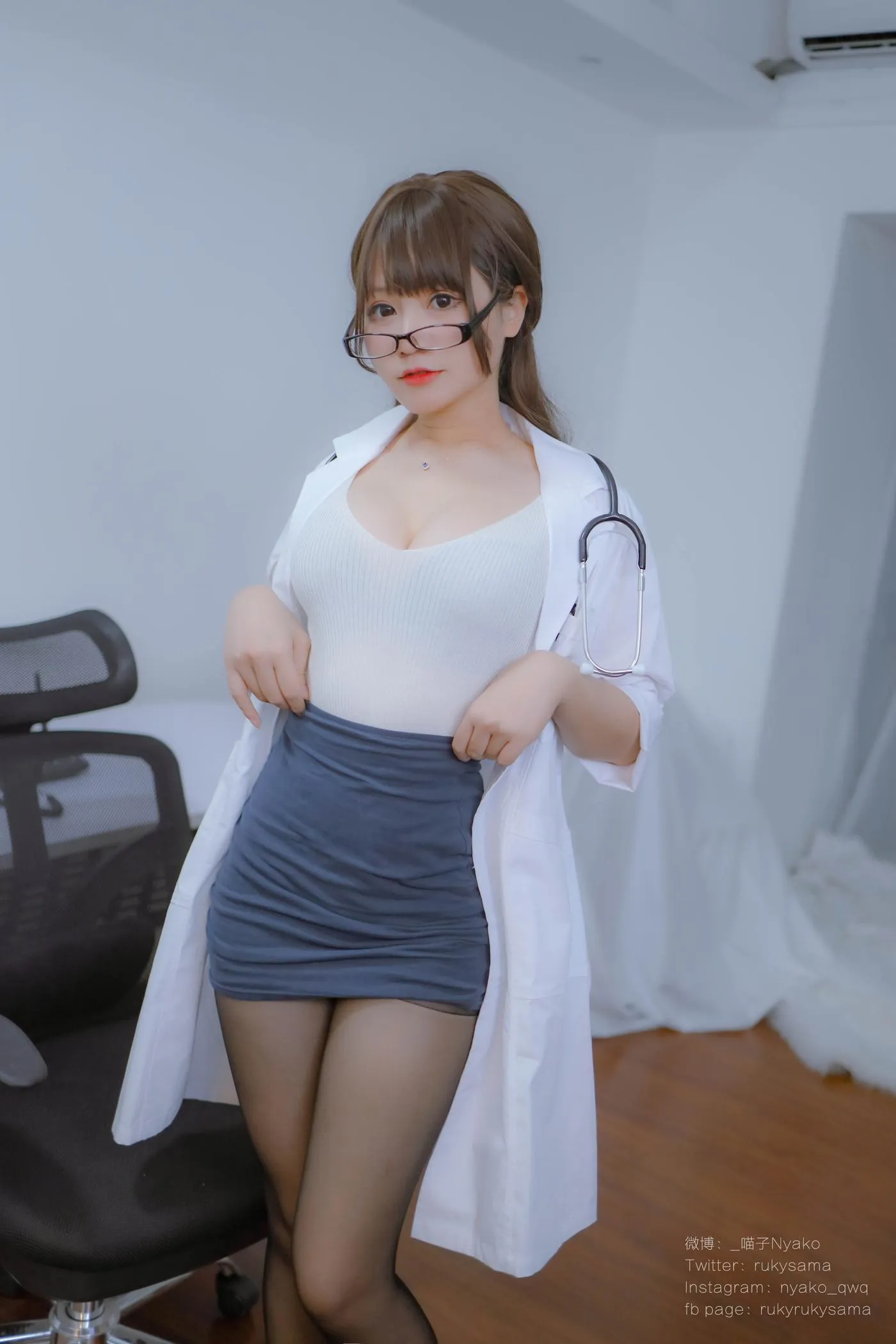 Nyako喵子 – NO.26 秘密病棟 [82P]插图6